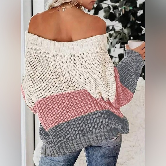 Off-Shoulder Color Block Sweater - Picture 5 of 6